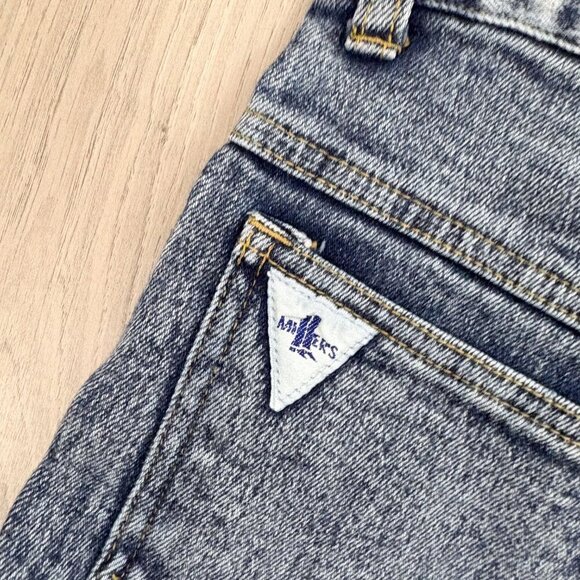 Millers Vintage Womens 26 Denim Cut Off Shorts Acid Wash High Waist Festival - Picture 5 of 6